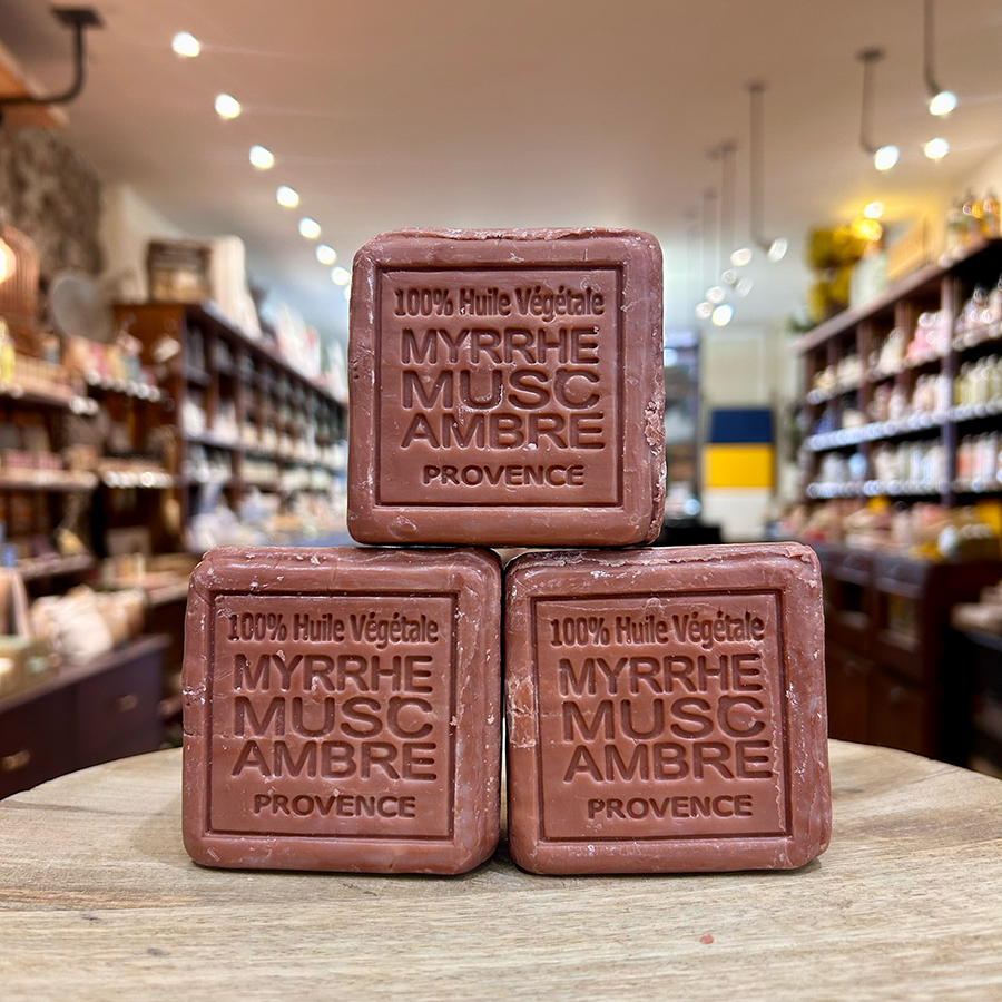 Savon Cube Musc, Myrrhe et Ambre